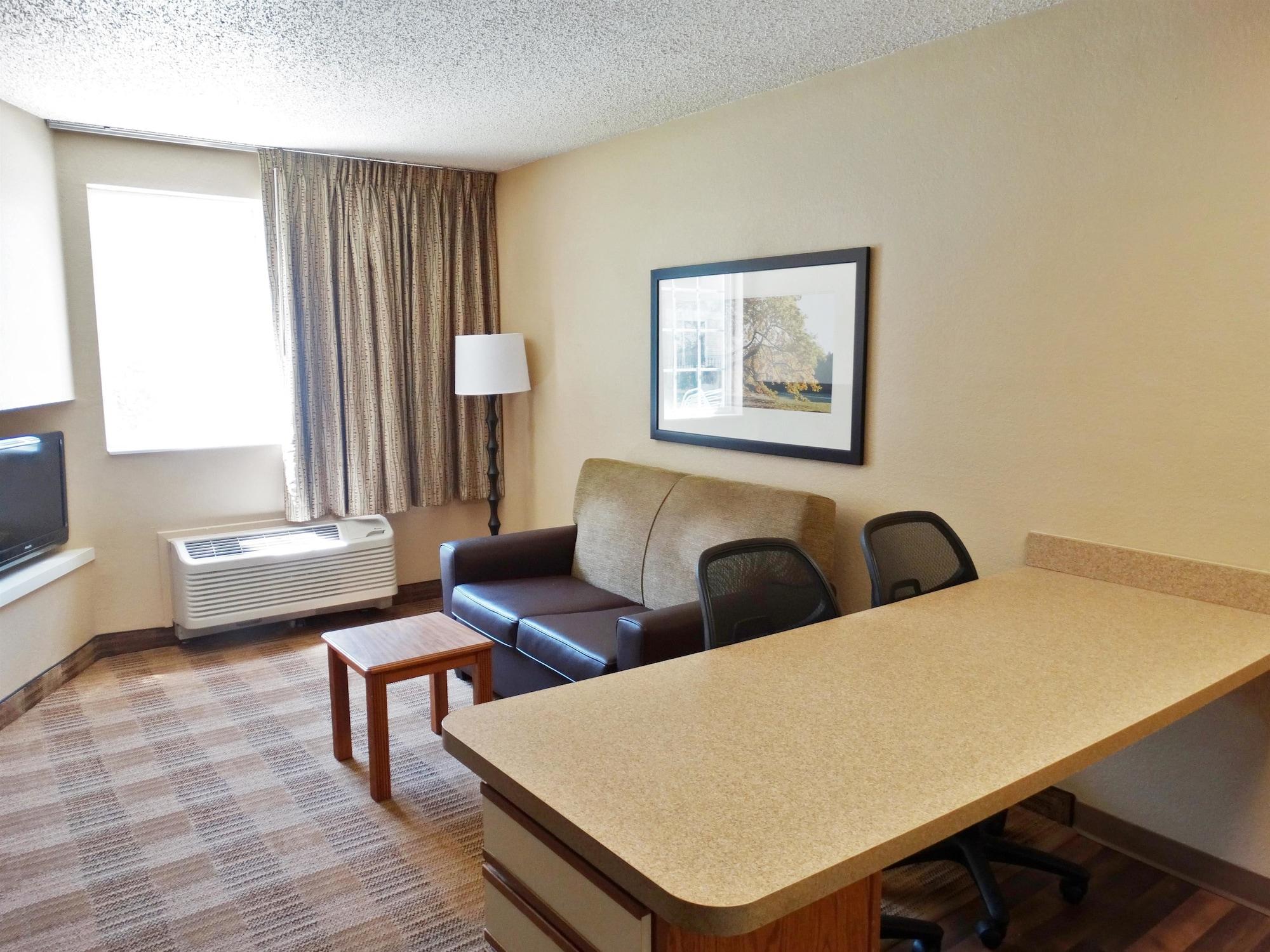 Extended Stay America Select Suites - Jacksonville Salisbury Rd Southpoint Exterior photo