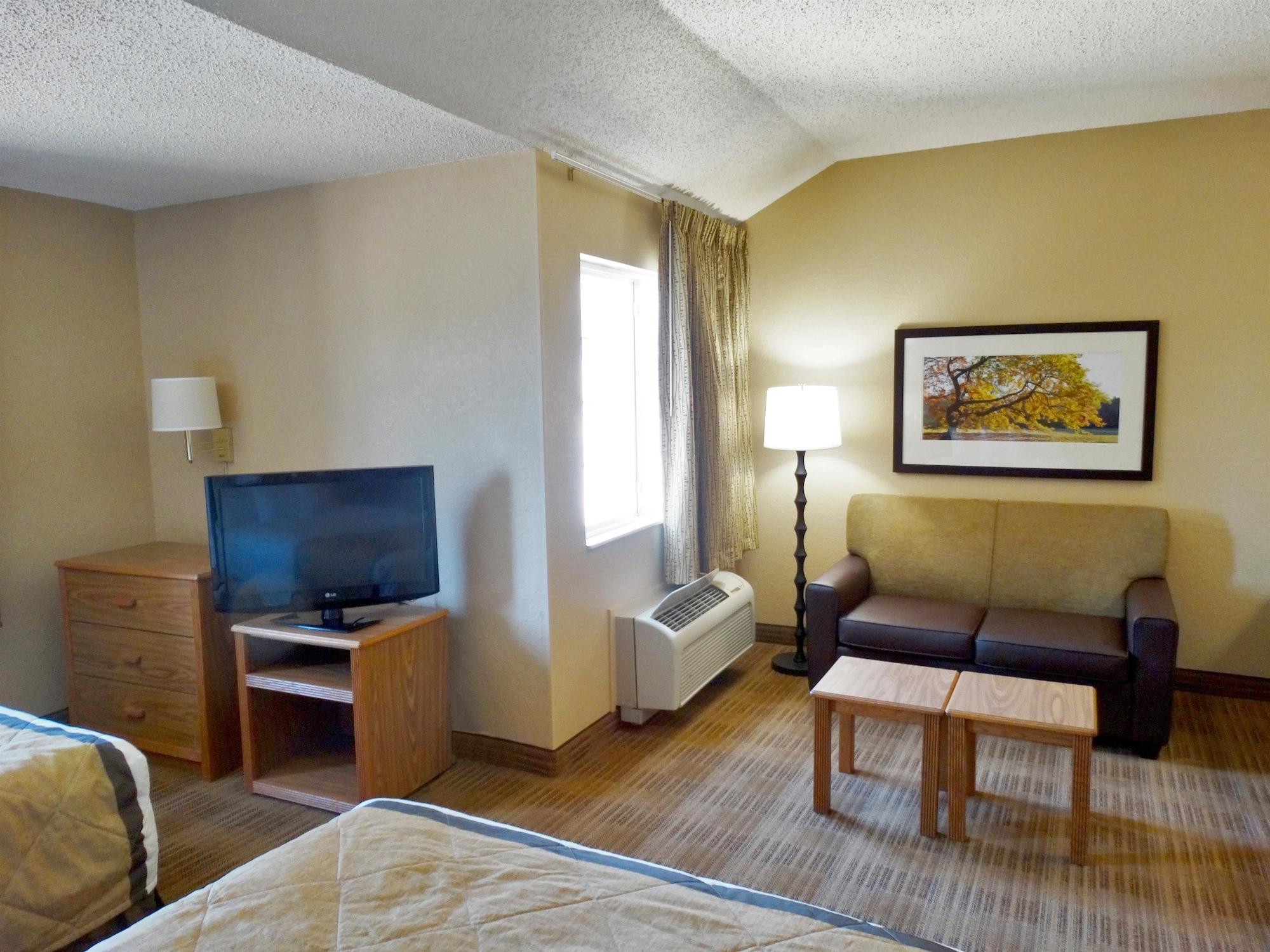 Extended Stay America Select Suites - Jacksonville Salisbury Rd Southpoint Exterior photo